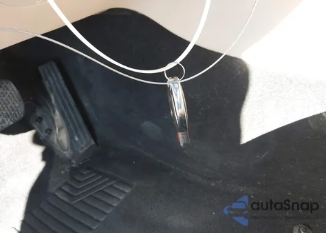 2016 Mercedes-Benz C 300 4Matic z USA, uszkodzony, nr VIN 55SWF4KB4GU154333